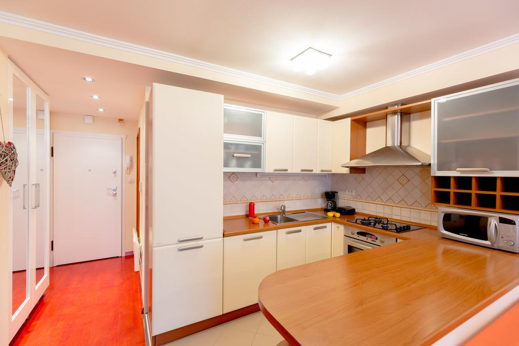 Leona & Borna'S Central Lapad Suites Ντουμπρόβνικ Εξωτερικό φωτογραφία
