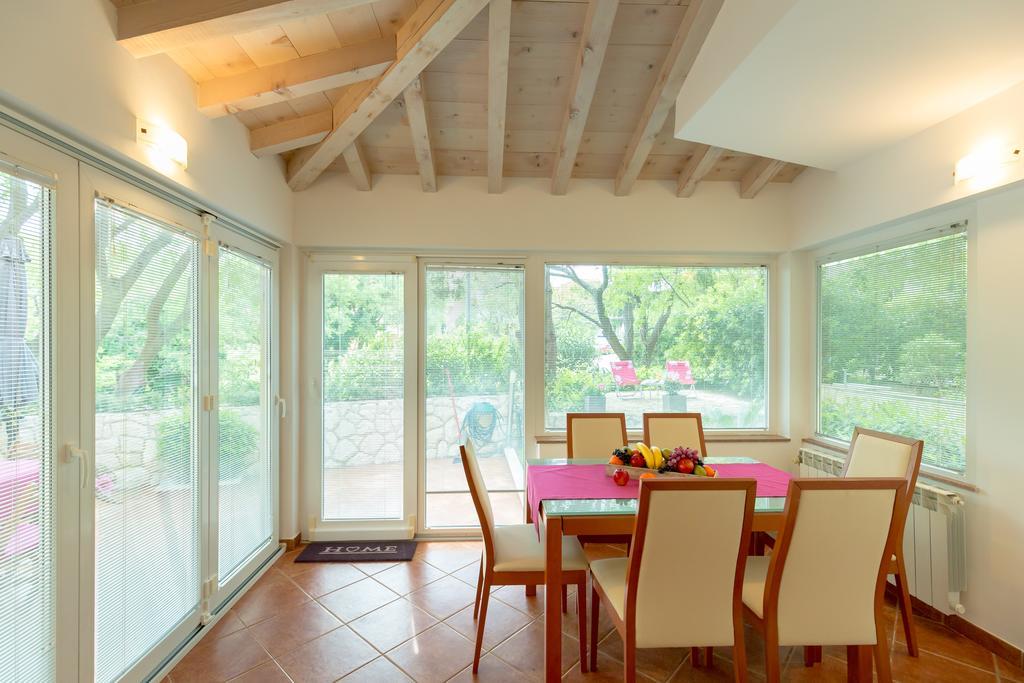 Leona & Borna'S Central Lapad Suites Ντουμπρόβνικ Εξωτερικό φωτογραφία