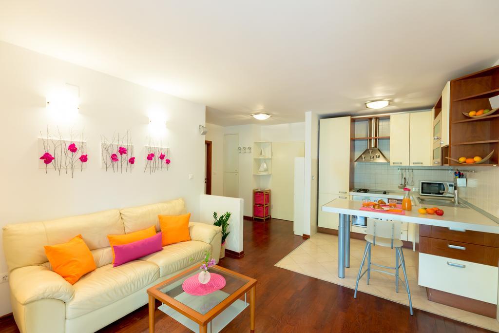 Leona & Borna'S Central Lapad Suites Ντουμπρόβνικ Εξωτερικό φωτογραφία