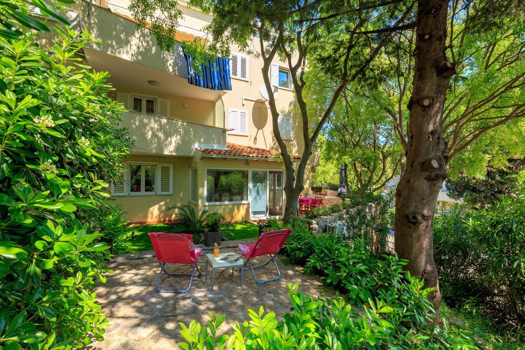 Leona & Borna'S Central Lapad Suites Ντουμπρόβνικ Εξωτερικό φωτογραφία