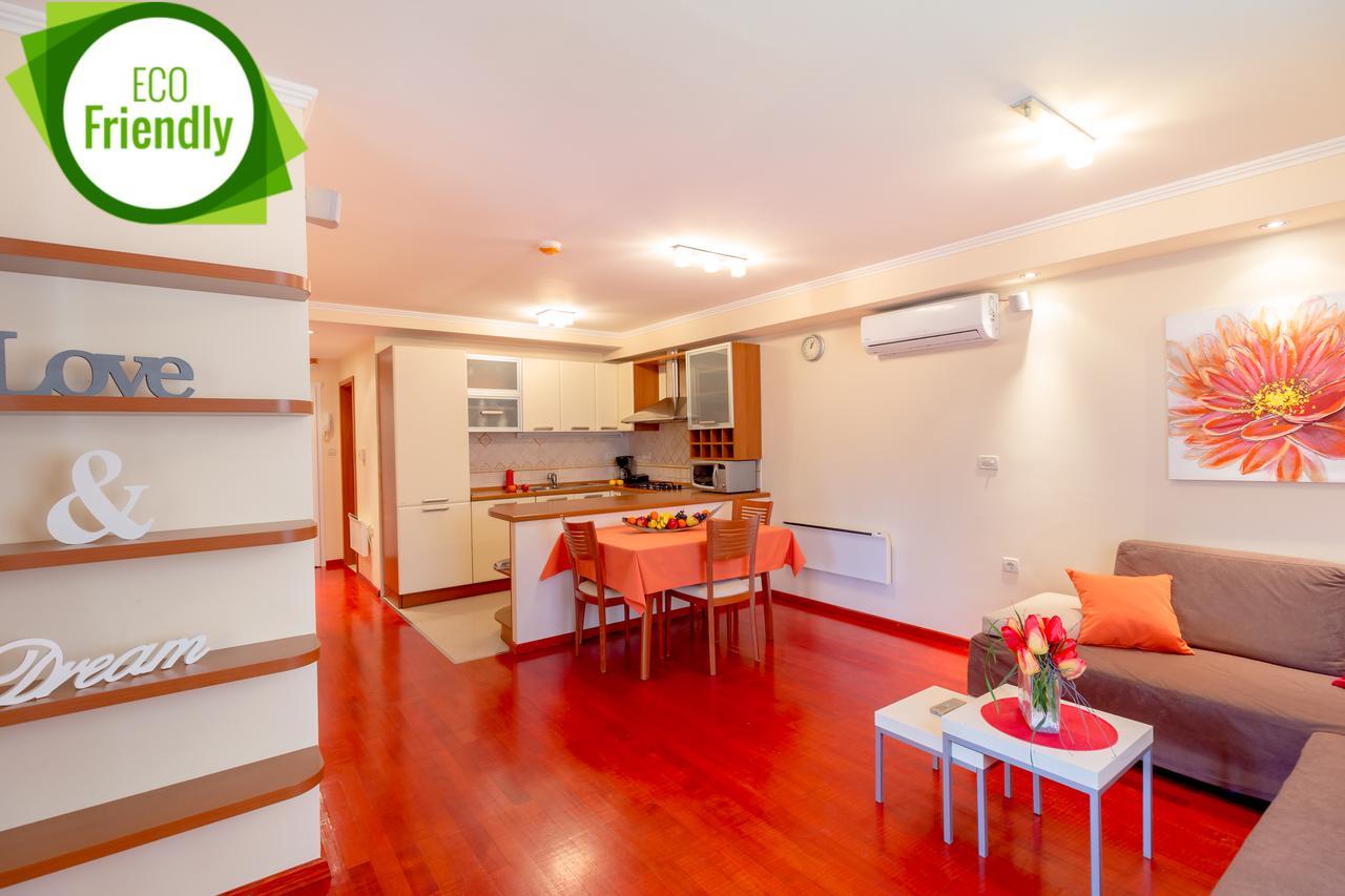 Leona & Borna'S Central Lapad Suites Ντουμπρόβνικ Εξωτερικό φωτογραφία