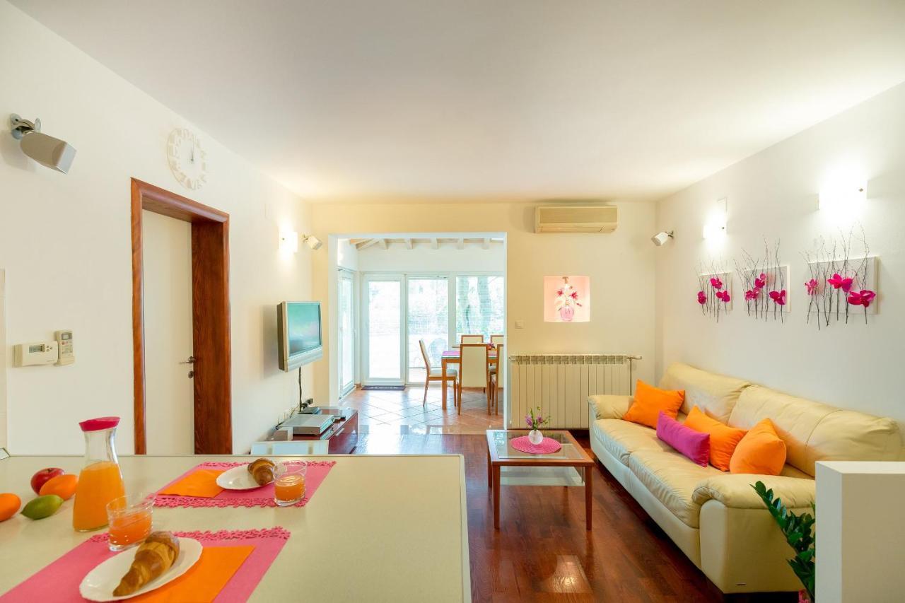 Leona & Borna'S Central Lapad Suites Ντουμπρόβνικ Εξωτερικό φωτογραφία