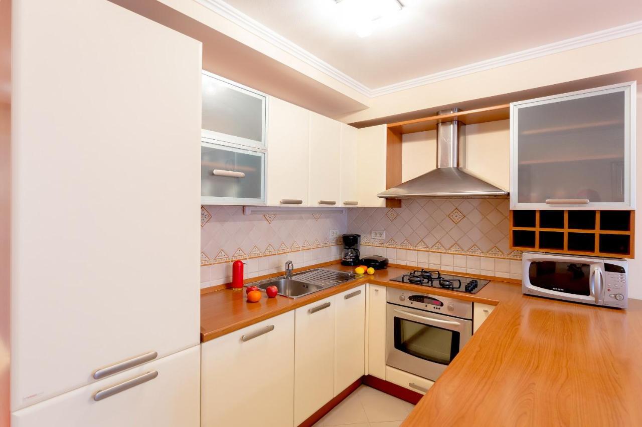 Leona & Borna'S Central Lapad Suites Ντουμπρόβνικ Εξωτερικό φωτογραφία
